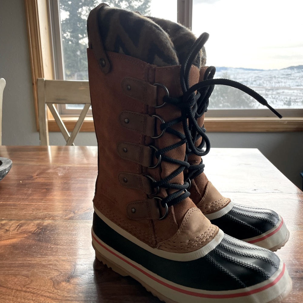 SOREL WOMEN'S JOAN OF ARCTIC KNIT II BOOT